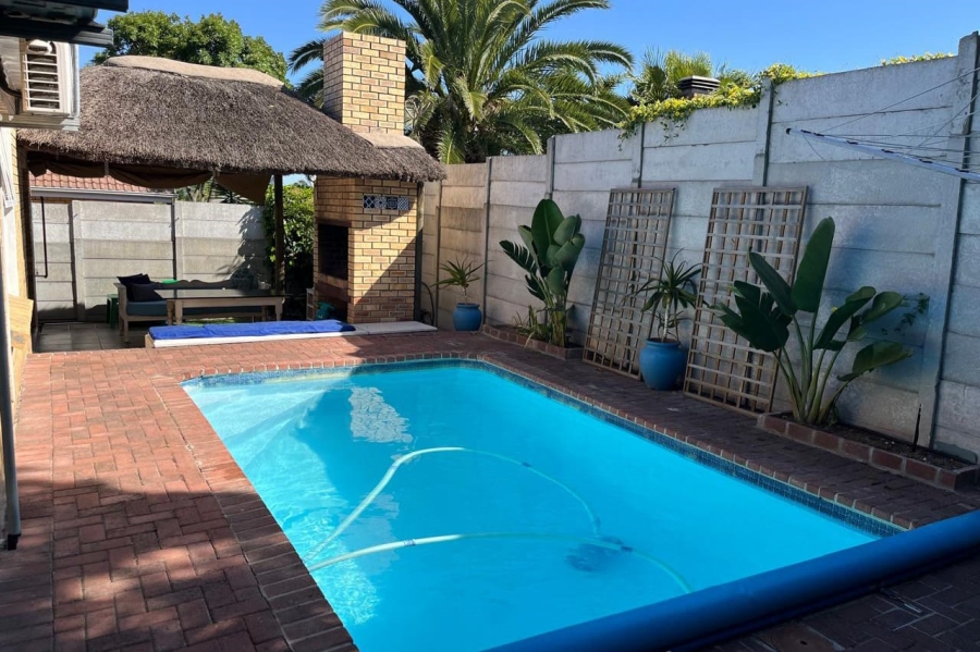 3 Bedroom Property for Sale in Protea Heights Western Cape